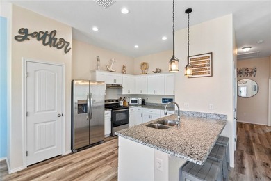 Versatile Coastal Living & Income Opportunity in Rockport - photo 4