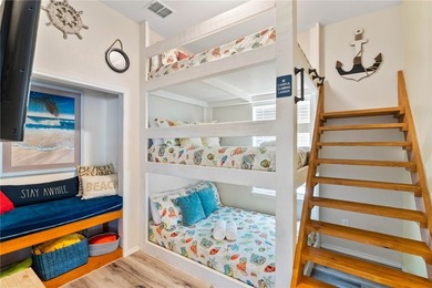 Versatile Coastal Living & Income Opportunity in Rockport - photo 7