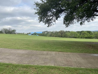 GOLF COURSE LOT. Offering a beautiful golf course lot on the #10 - photo 2
