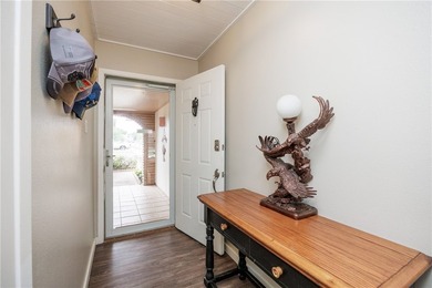 Charming and meticulously maintained four-bedroom home in the - photo 4