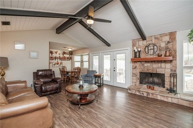 Charming and meticulously maintained four-bedroom home in the - photo 5