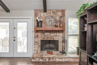 Charming and meticulously maintained four-bedroom home in the - photo 7