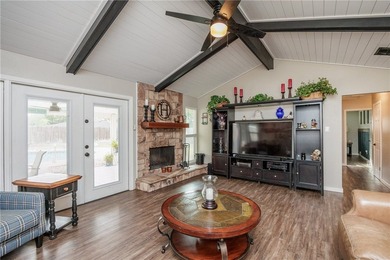 Charming and meticulously maintained four-bedroom home in the - photo 8