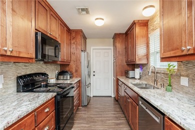 Charming and meticulously maintained four-bedroom home in the - photo 10