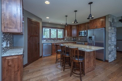 Gorgeous custom renovated *4-bedroom, 2-bath lake home on the - photo 9
