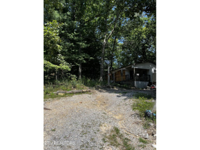 Lake Lot Sale Pending in Tallassee, Tennessee