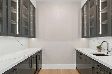 Ready for immediate occupancy and fully furnished. Stunning new - photo 13