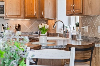 Excited to present this meticulously maintained 5 bedroom, 3.5 - photo 18