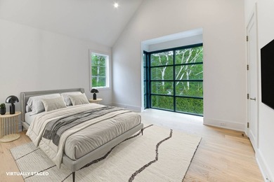 Ready for immediate occupancy and fully furnished. Stunning new - photo 19
