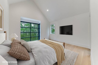 Ready for immediate occupancy and fully furnished. Stunning new - photo 21