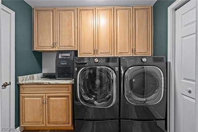 COMPETITIVE SELLER FINANCING OFFERED! Experience luxury - photo 23