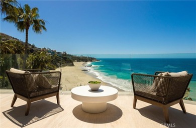 Perched atop an oceanfront bluff overlooking one of Laguna - photo 25