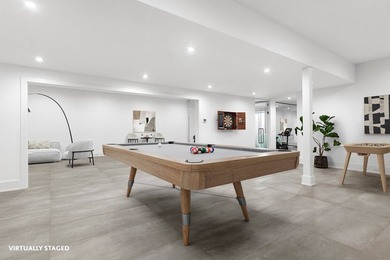 Ready for immediate occupancy and fully furnished. Stunning new - photo 28