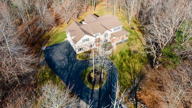 This 5 bed/4 bath, 5000+ sq ft residence offers the perfect - photo 41