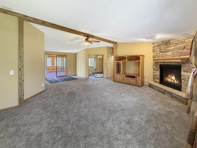 Rare opportunity to own a unique 5-acre horse property within - photo 6