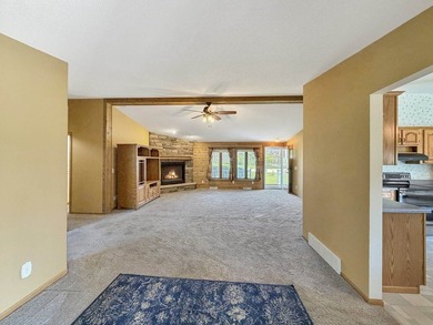 Rare opportunity to own a unique 5-acre horse property within - photo 8