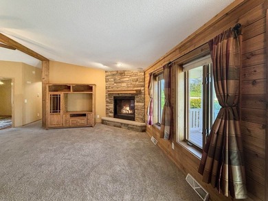 Rare opportunity to own a unique 5-acre horse property within - photo 9
