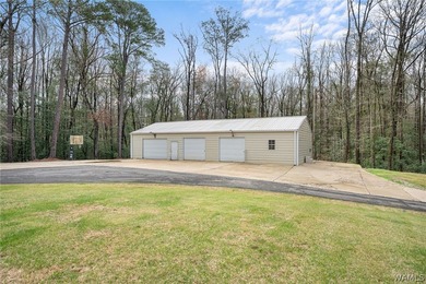 Rare opportunity to own a beautifully situated property just - photo 4
