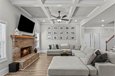 Welcome to this beautifully maintained 5-bedroom, 4-bathroom - photo 14