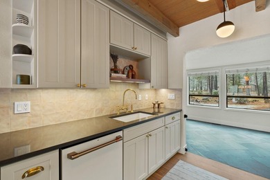 Experience elevated living in Black Butte Ranch with this - photo 15