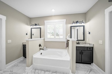 Stunning custom home with timeless charm! Welcome to this - photo 29