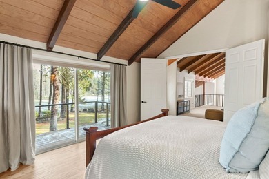Experience elevated living in Black Butte Ranch with this - photo 30