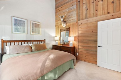 Experience elevated living in Black Butte Ranch with this - photo 40