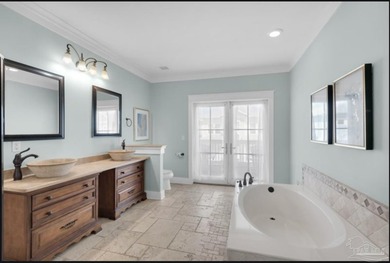 Seaside-Style Cottage in Navarre Beach - Perfect for Large - photo 46
