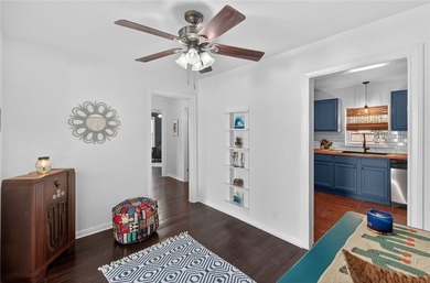 Charming coastal retreat in the heart of Corpus Christi! This - photo 8