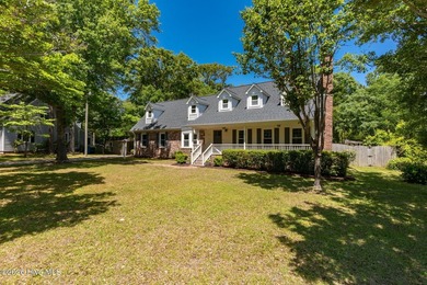 Nestled in one of the most established sound-side neighborhoods - photo 3