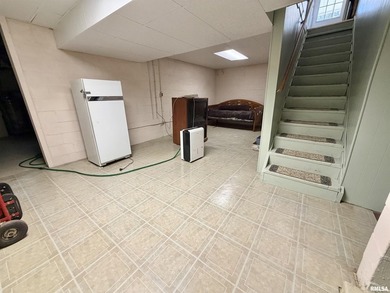 Nestled on a gorgeous corner lot in one of the area's most - photo 21