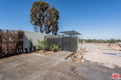Rare opportunity to own a generous 9,838 sq ft lot, almost twice - photo 7