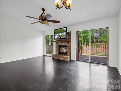 Enjoy easy mountain living in this charming 2-bedroom, 2-bath - photo 14