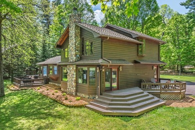 Set on sought-after Squirrel Lake, this inviting year-round 3 BD - photo 14
