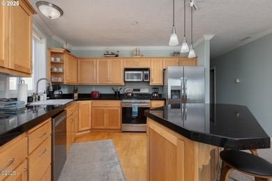 Stunning oceanfront 2-bedroom, 2-bathroom condo at The Village