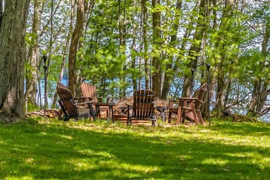 Set on sought-after Squirrel Lake, this inviting year-round 3 BD - photo 16