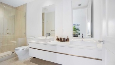 Fully furnished 3-bedroom, 3.5-bath residence at Tower 155 in - photo 20