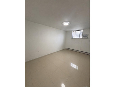 Great investment opportunity in the heart of Flushing. This - photo 23
