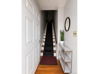 Great investment opportunity in the heart of Flushing. This - photo 28