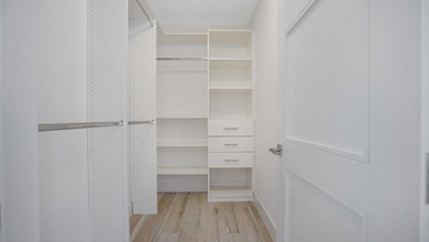 Fully furnished 3-bedroom, 3.5-bath residence at Tower 155 in - photo 28