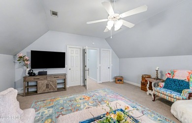 Located in the beautifully established neighborhood of Battery - photo 29
