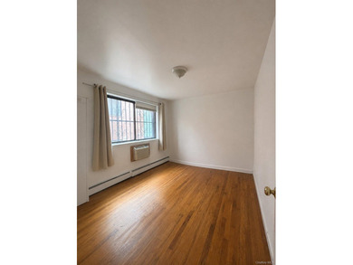 Great investment opportunity in the heart of Flushing. This - photo 30