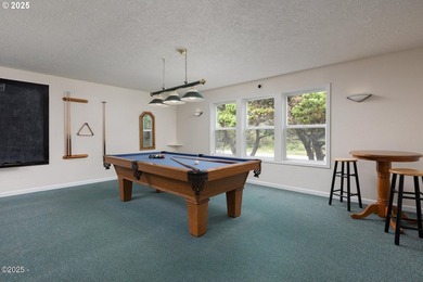 Stunning oceanfront 2-bedroom, 2-bathroom condo at The Village