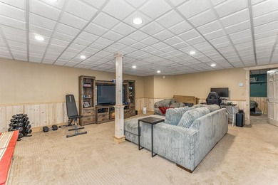 Set on sought-after Squirrel Lake, this inviting year-round 3 BD - photo 35