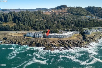 Stunning oceanfront 2-bedroom, 2-bathroom condo at The Village