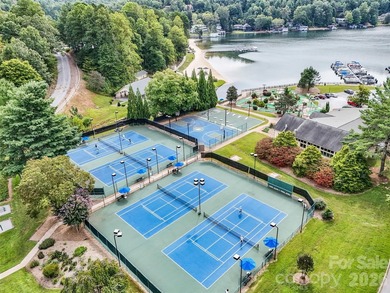 Enjoy easy mountain living in this charming 2-bedroom, 2-bath - photo 42