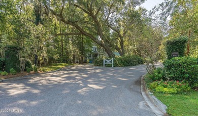 Located in the beautifully established neighborhood of Battery - photo 44