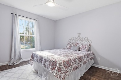 **Escape to your private paradise near Lake Gale!** Purchasing - photo 19