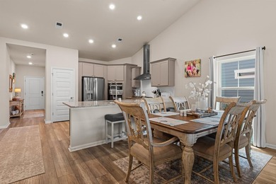 This 3 bedroom plus flex room, 2 bath home is located in - photo 20