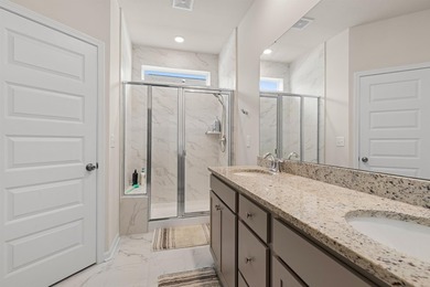 This 3 bedroom plus flex room, 2 bath home is located in - photo 31